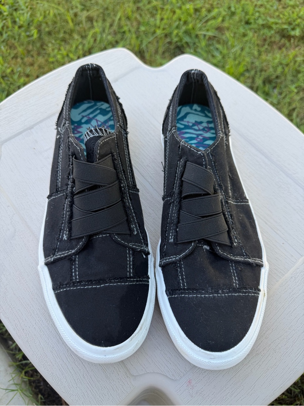Blowfish Malibu Marley Black Canvas Slip-On Sneakers - Women's Size 8.5